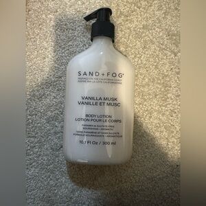 SAND + FOG Vanilla Musk Body Lotion - Cream